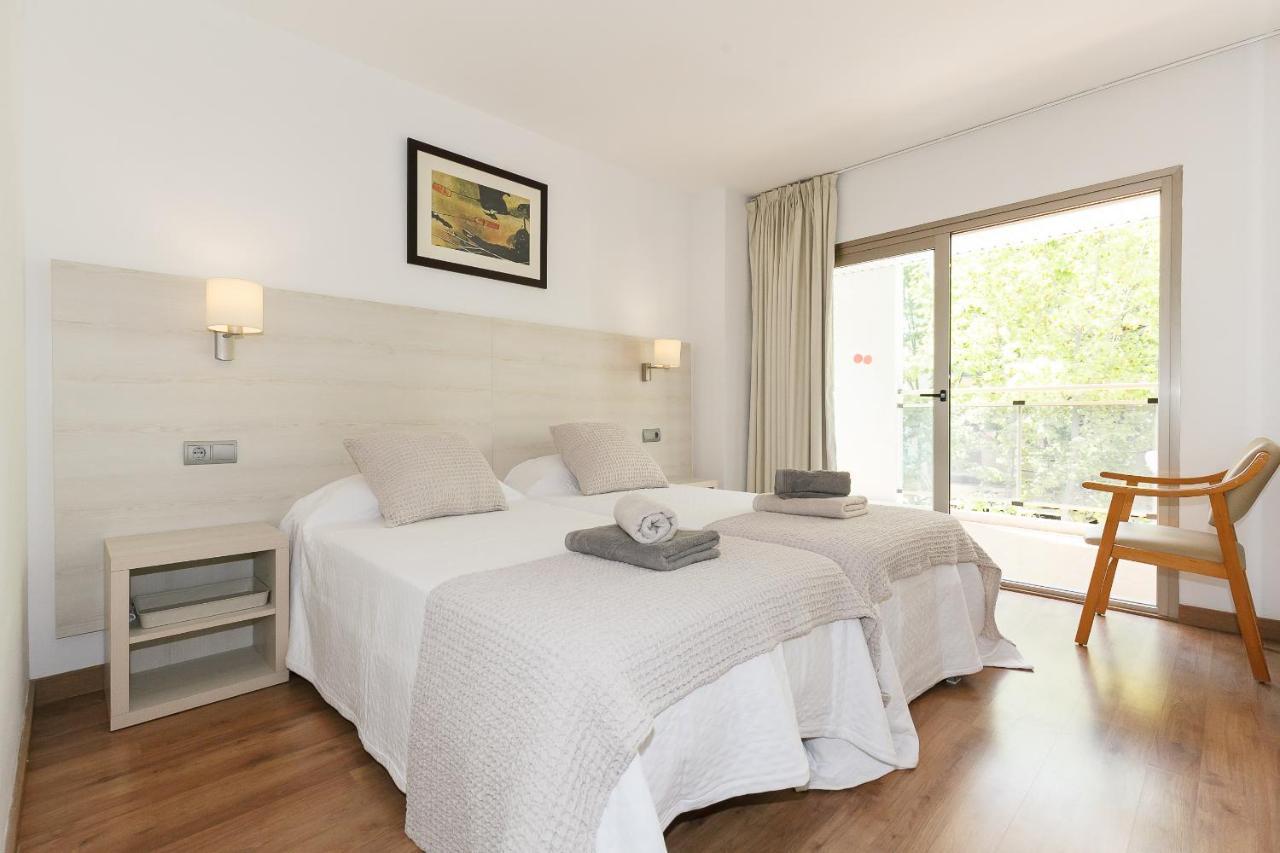 Uhc Michelangelo Apartments Salou Exterior photo